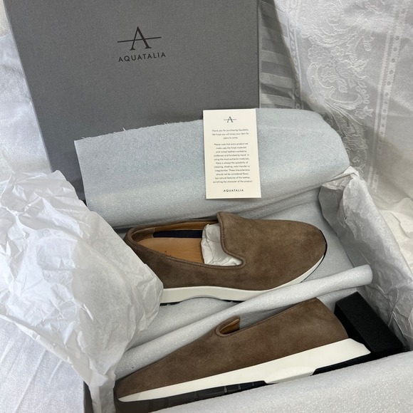 AQUATALIA ♦️SALE Taupe Suede Leather Weatherproof Casual Slip Ons NWT  SZ 5 - Picture 10 of 13